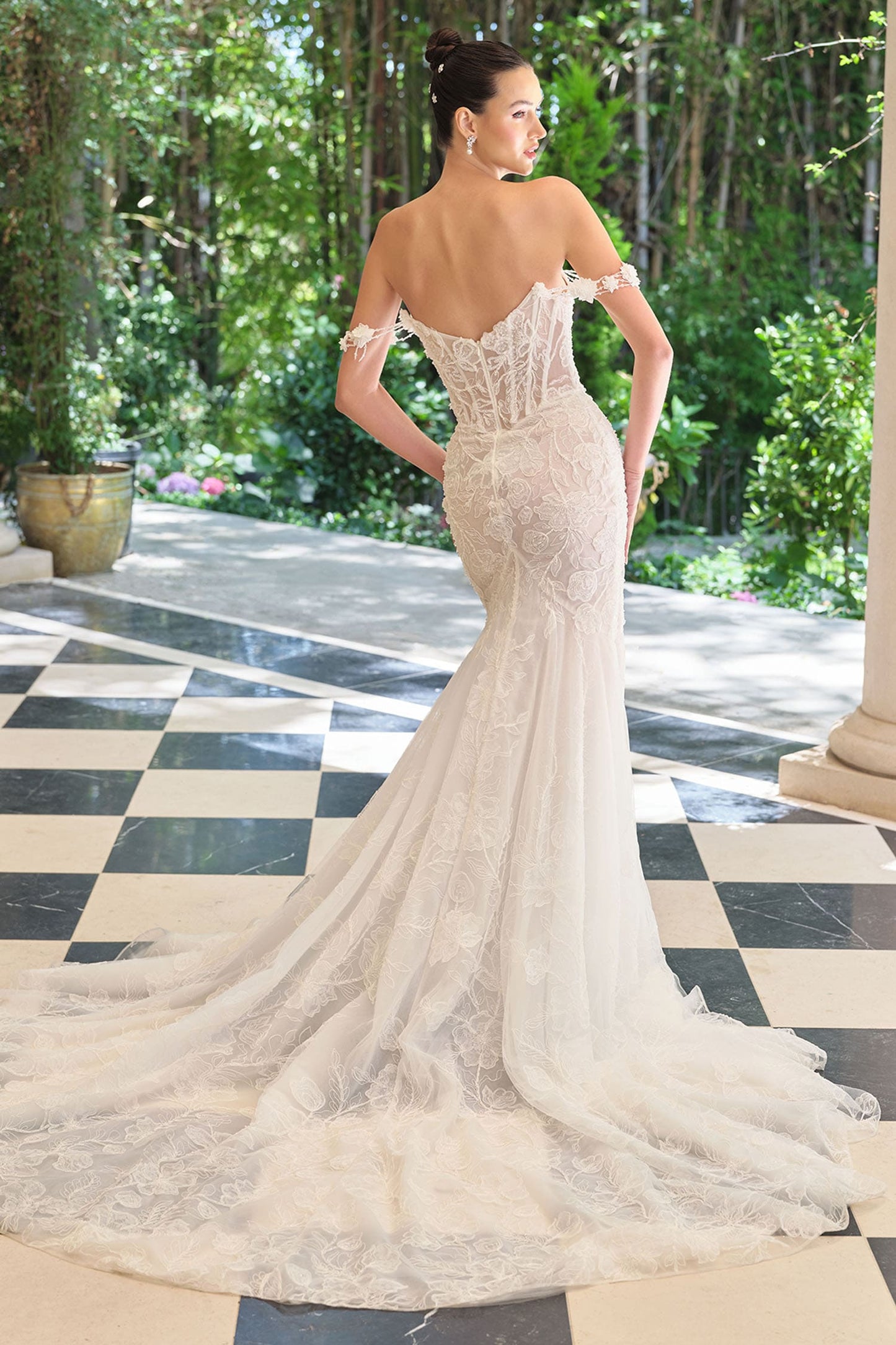 WL099 Lilith Lace Mermaid Gown Andrea & Leo