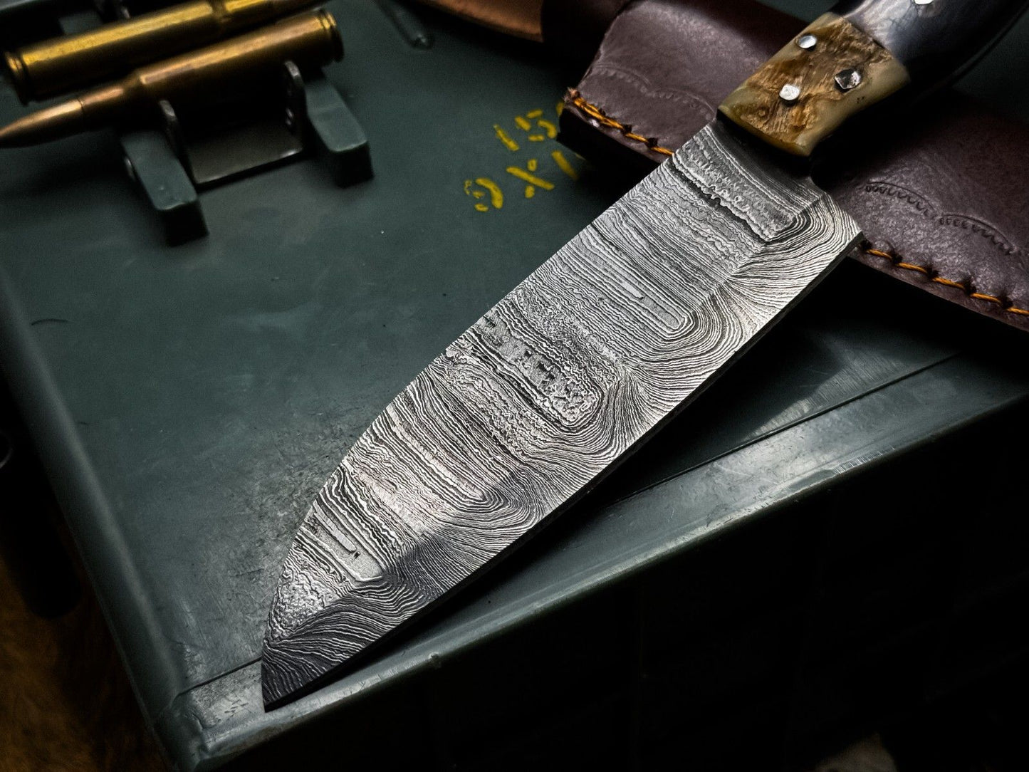 Artisan Damascus Steel Knife Custom Made Chef Knife With Leather Sheath 3