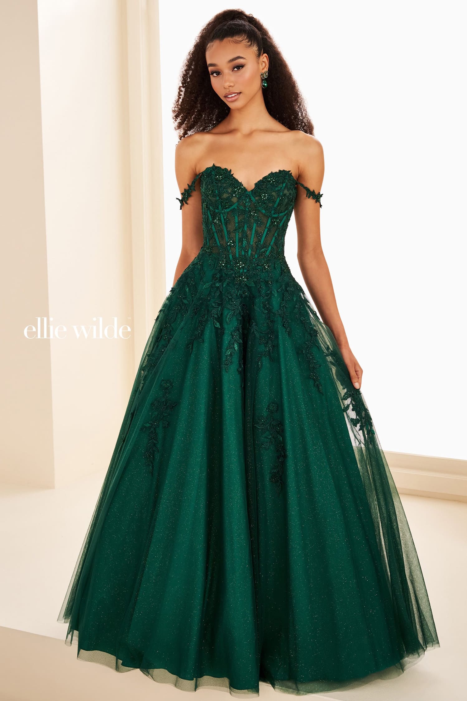 EW37028 Ellie Wilde