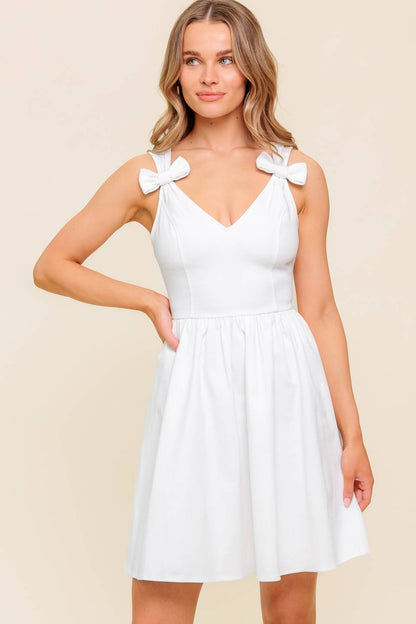 CHARMING CHIC WHITE DENIM MINI DRESS WITH BOWS