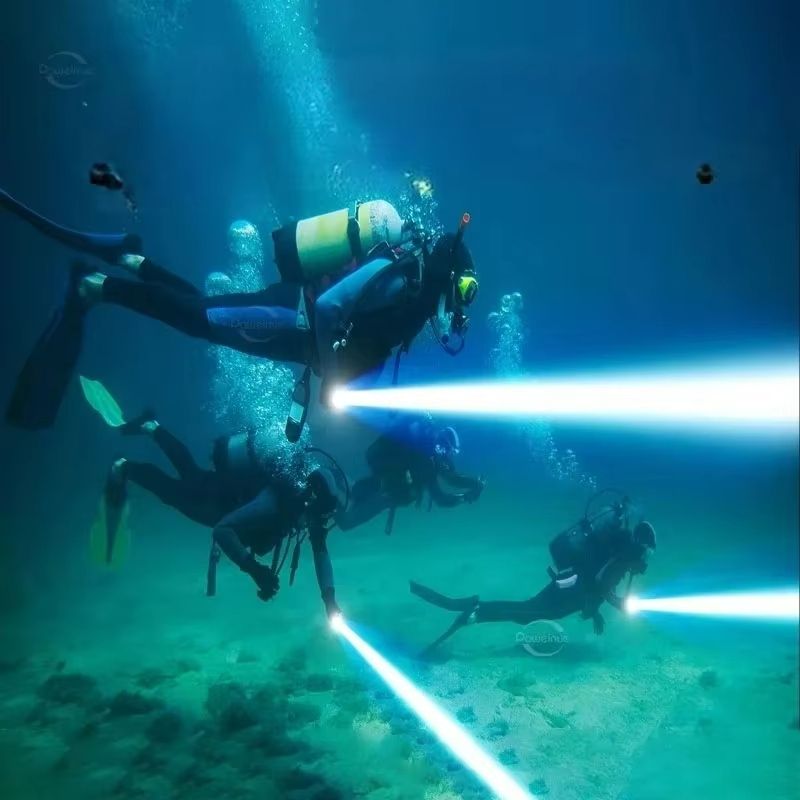 Rechargeable Diving Flashlight  Waterproof Submersible XHP70 LongRange Torch For Night Diving  Outd 4
