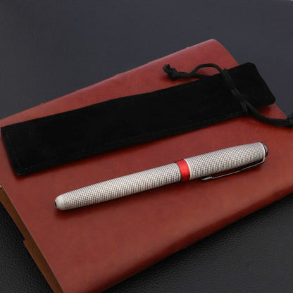 Classic Luxury Fountain Pen with Checkered Grab, Ash Feather Arrow Design, Tungsten Steel Black Nib, Ink Writing Pen