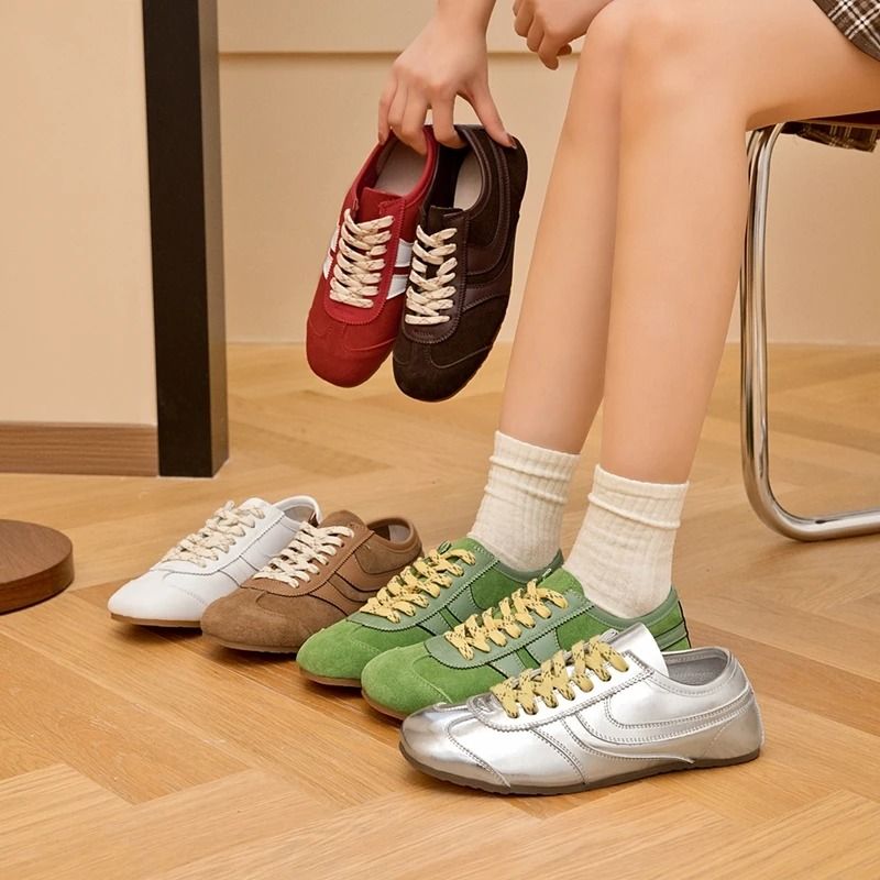 Womens Retro Leather German Training Sneakers Lace Up Flats 1