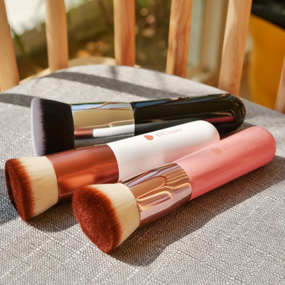 DUcare Foundation Brush Flat Top Kabuki Makeup Brush with Synthetic Hair for Liquid, Mineral Powder, Buffing & Stippling