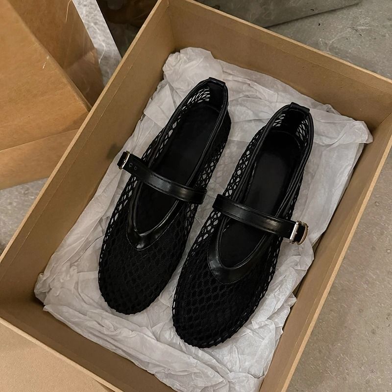 Womens Mary Jane Flats With CutOut Design And Buckle Strap 4