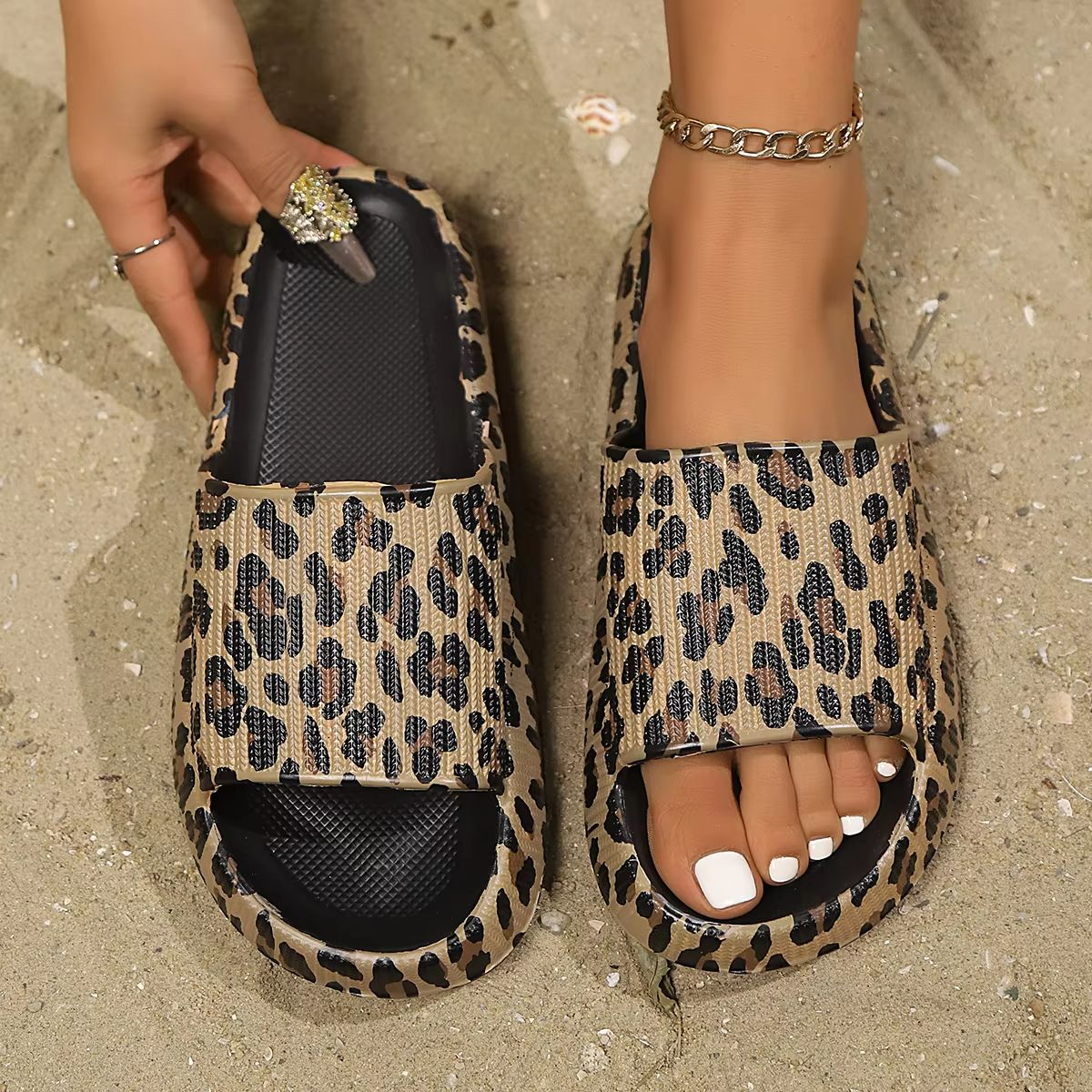 Womens Leopard Print Slippers  ThickSole Summer Slides For Indoor Shower  Beach Wear 6