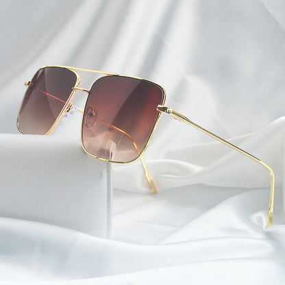 Fashion Square Frame Vintage Eyeglasses Men Oversized Metal Glasses Frame Women Clear Lens Glasses  4