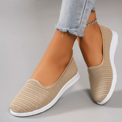 Lightweight Breathable Mesh Flat Shoes for Women Casual Style