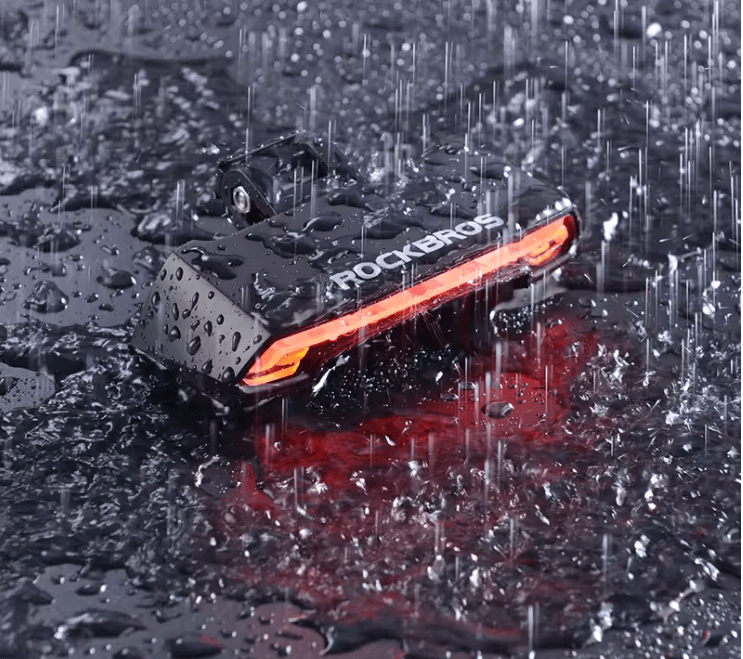 ROCKBROS Wireless Bike Tail Light USB Rechargeable Waterproof Rear Lamp With Remote Turn Signals 1
