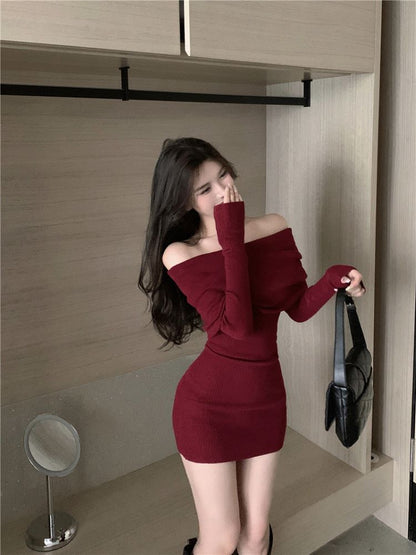 Elegant Black Off Shoulder Mini Dresses, Long Sleeve Fashion Slim Sexy Women Autumn Winter Bodycon Sweater Dress