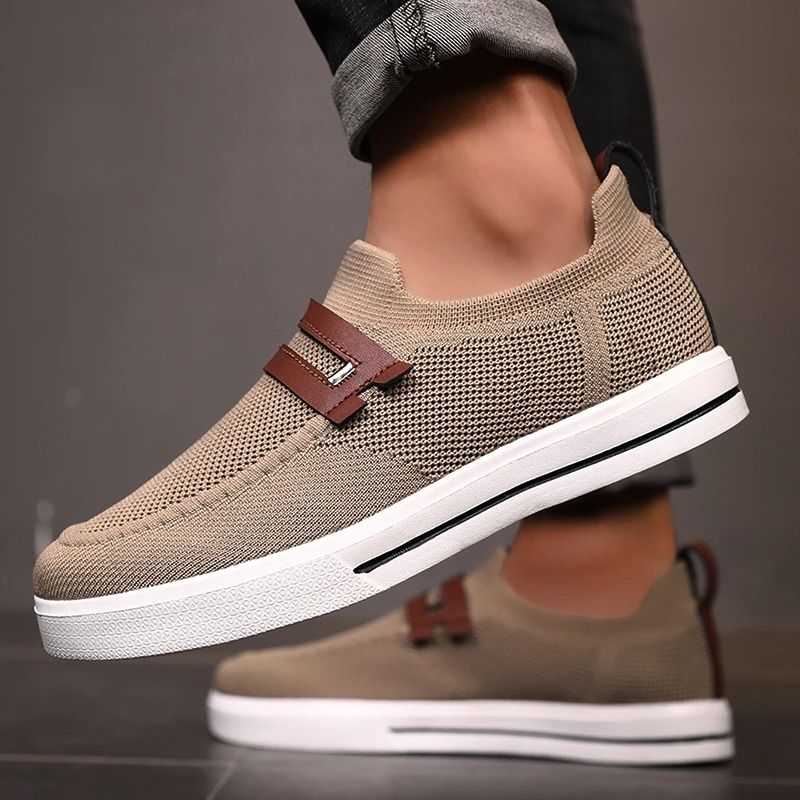 Men Mesh Breathable Walking Shoes Lightweight Outdoor Soft Sole Sneakers 1