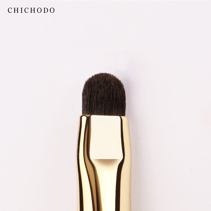 High Quality Luxury Makeup Brush Eyeliner Brush with Soft Natural Animal Hair, Red Rose Makeup Tool