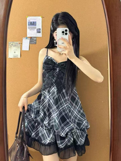 2025 Japanese Vintage Style Strap Dress, Womens Korean Fashion Black Lace Cami Dress for Summer, Sweet Patchwork One
