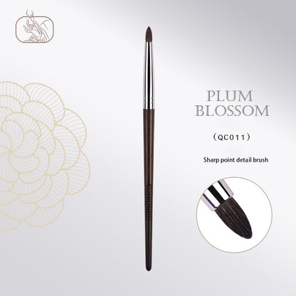 Premium CHICHODO High-End Makeup Brush Crease Brush Eyeshadow Brush with Goat Hair Pointed Detail Brush for Precision