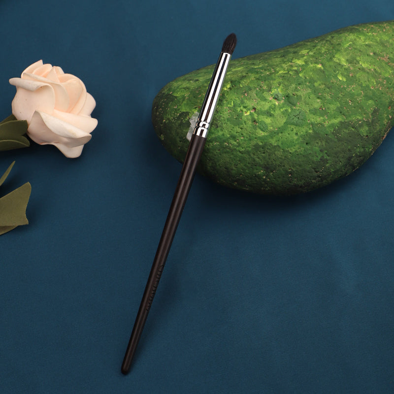 Premium CHICHODO HighEnd Makeup Brush Crease Brush Eyeshadow Brush With Goat Hair Pointed Detail Br 1