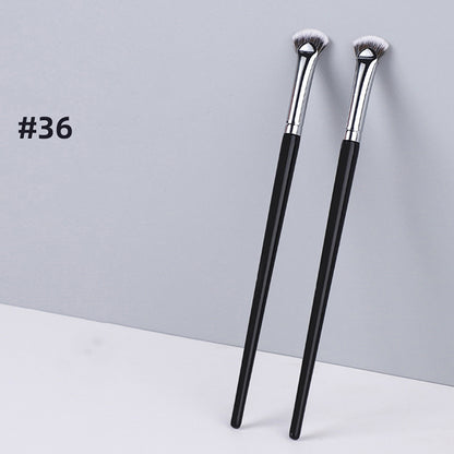 1PCS Fan Shaped Eyelash Brush Professional Makeup Tool, Soft No Shedding Mascara Brush, Highlighter Powder Smudge