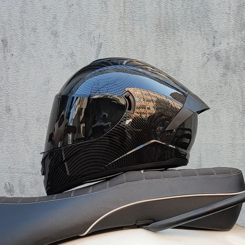 Full Face Motorcycle Helmet with Double Visor Winter Warm Racing Sports Helmet
