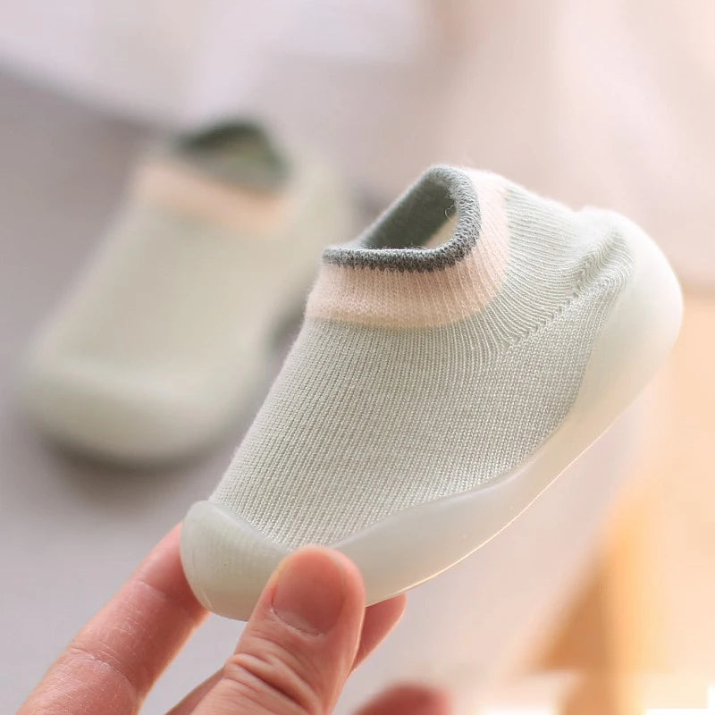 Soft Soled Baby Socks Shoes Infant Color Matching Toddler Girls Boys First Walkers Cute Child Floor Sneakers BeBe Doll