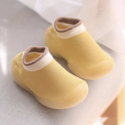 Soft Soled Baby Socks Shoes Infant Color Matching Toddler Girls Boys First Walkers Cute Child Floor Sneakers BeBe Doll