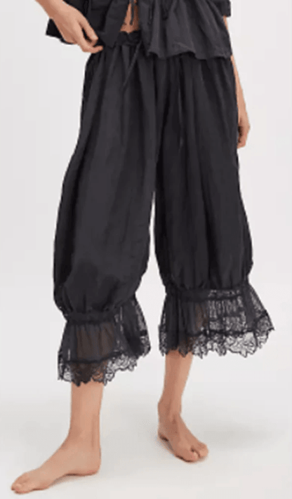 BloomEase Womens Y2K Loose Fit Cropped Pants With Lace Patchwork 1