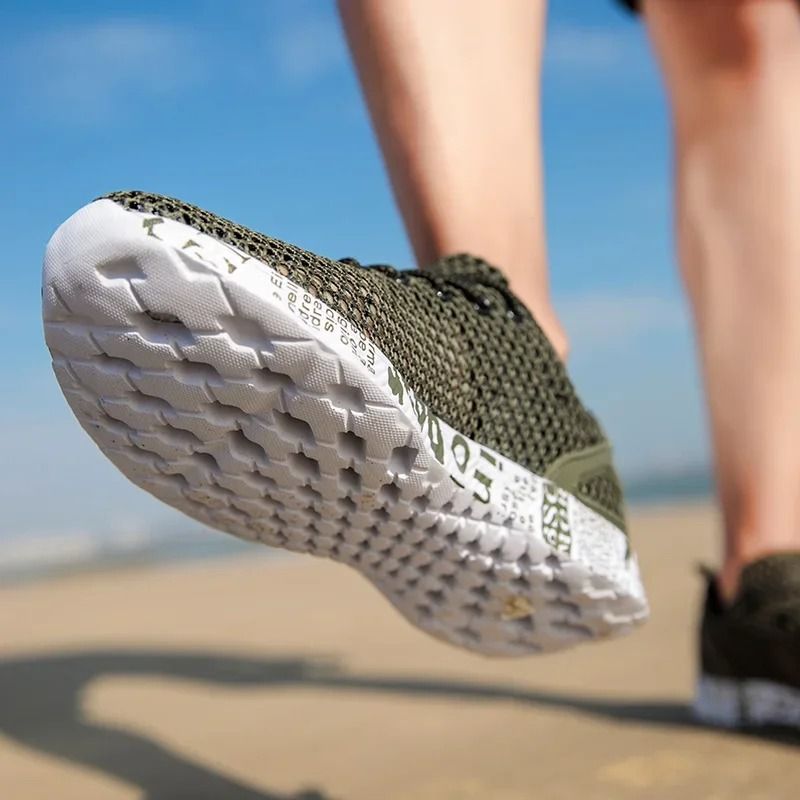 Mens Lightweight Mesh Aqua Shoes Quick Dry Breathable Water Sneakers 2