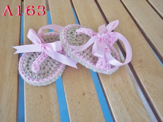 Handmade Crochet Baby Flip Flop Sandals, Summer Baby Sandals with Puff Flowers, Cute Crochet Baby Sandals