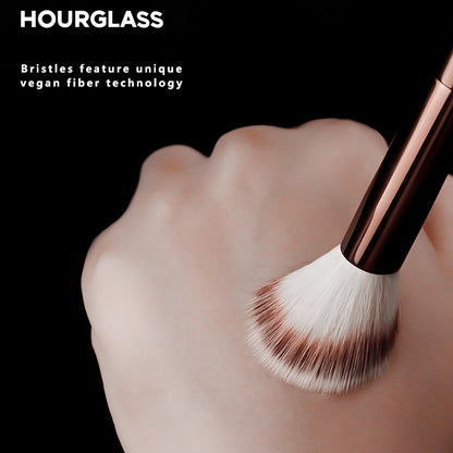 Liquid Blush Brush Angled Contour Brush Loose Powder Brush Pro Beauty Tools for Smooth Blend and Sculpted Look