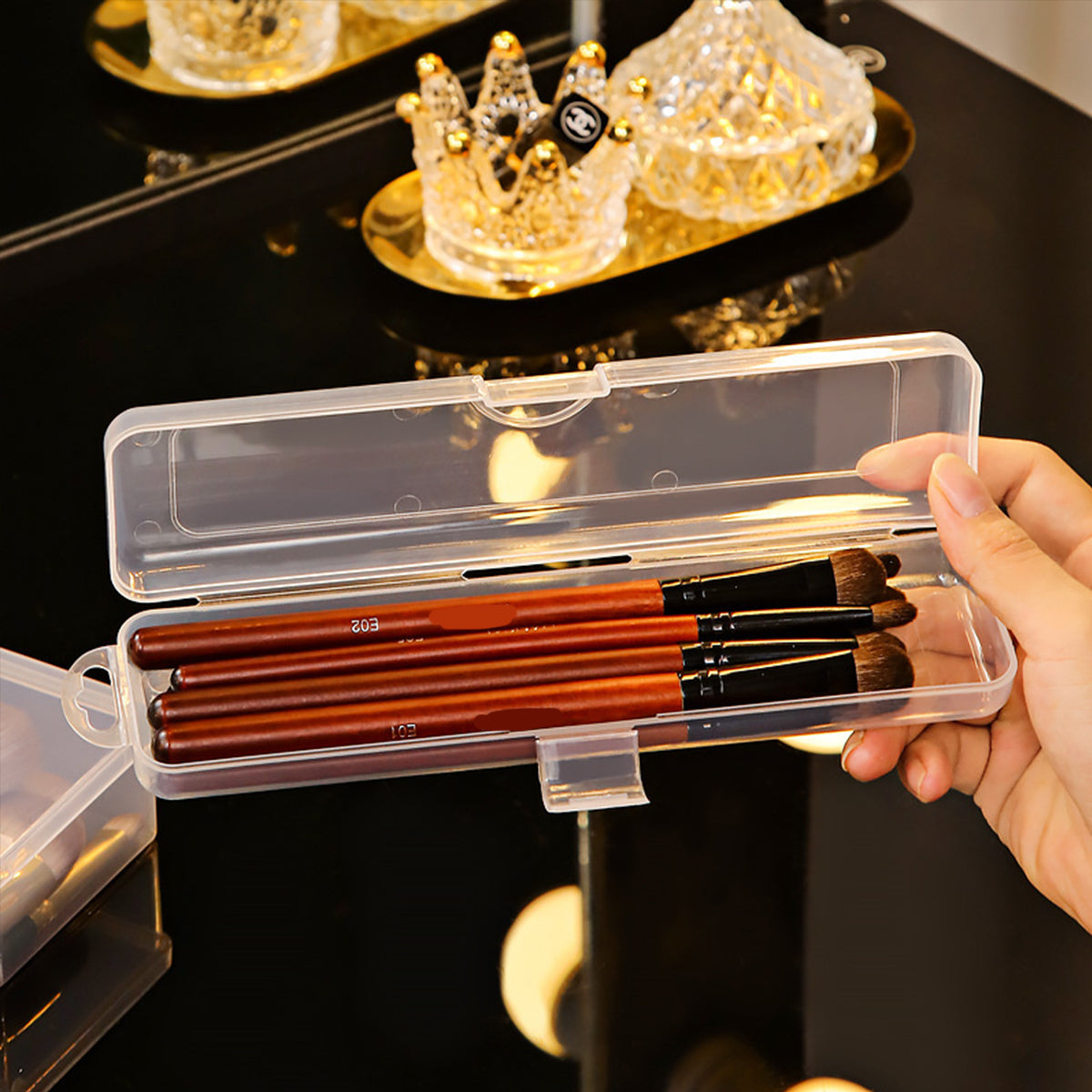 Makeup Brush Box with Transparent Flip-top Portable Storage, Eyebrow Pencil Toothbrush Organizer & Cosmetic Brush