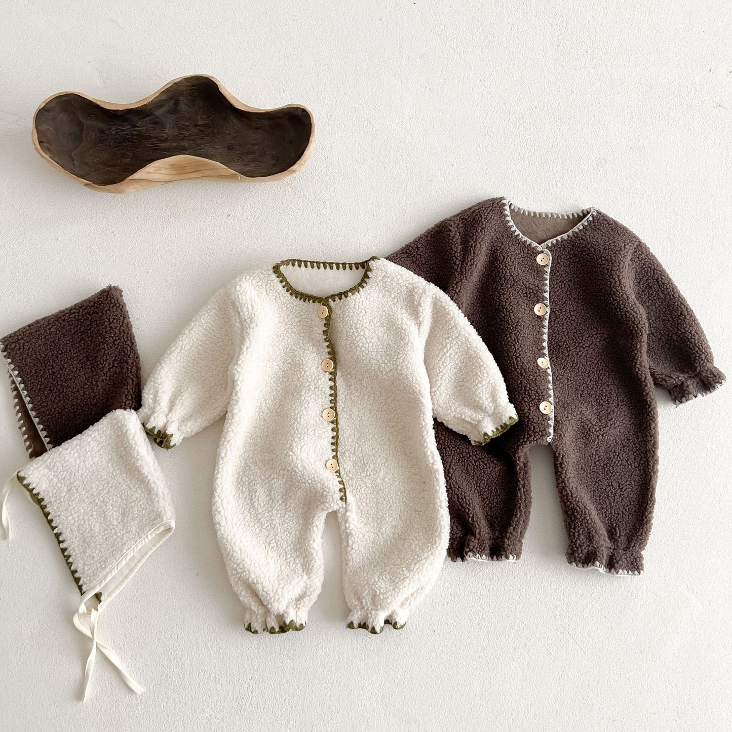 Fleece Lined Unisex Jumpsuit New Winter Baby Romper Cute Shell Stitch Crawling Outfit Soft Warm Infant Romper
