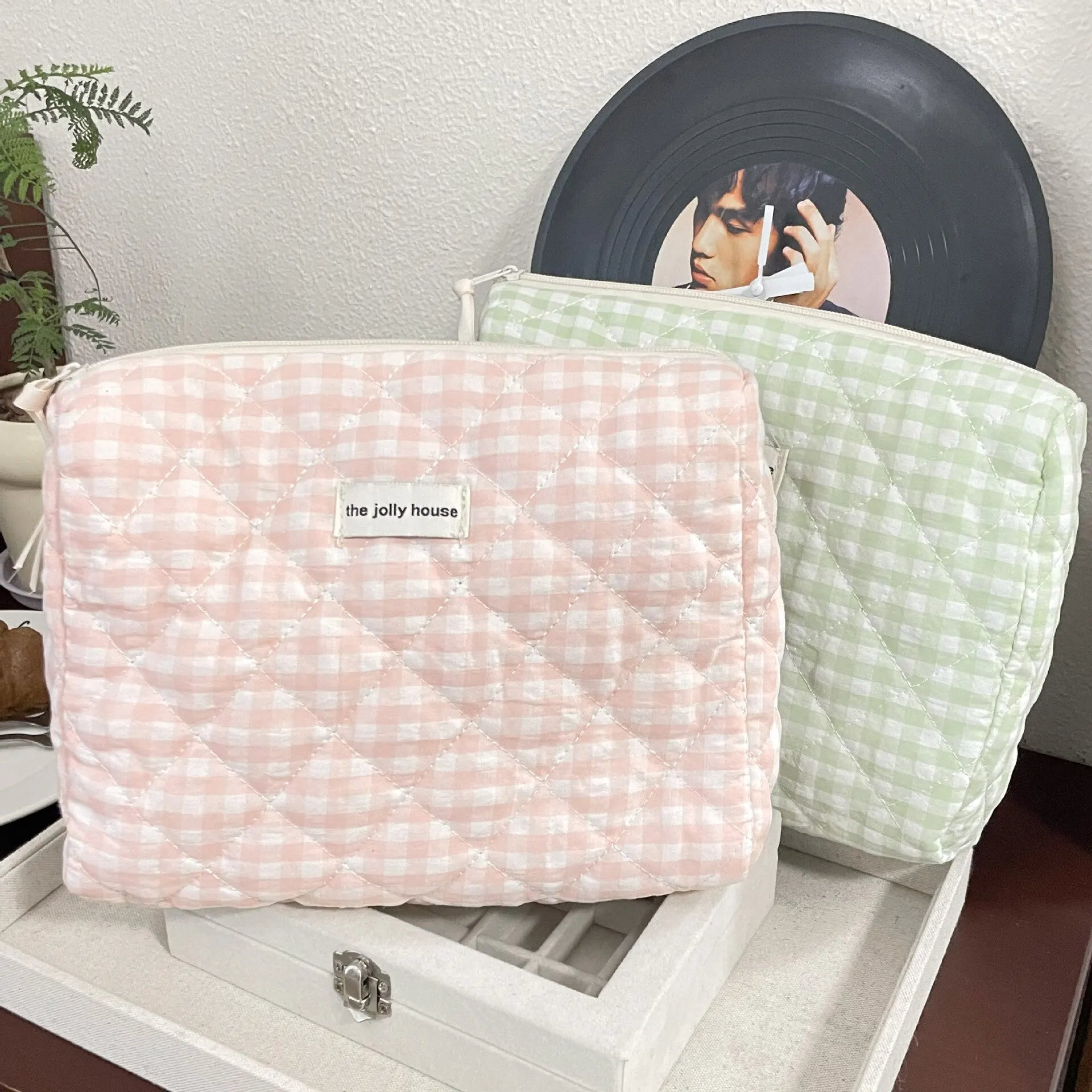 Large Capacity Plaid Cosmetic Pouch, Women's Travel Storage Bag, Pink Canvas Clutch for Casual Use, Organizing Makeup