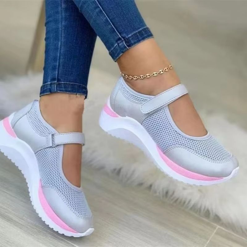 Womens Thick Sole Sneakers  Round Toe Knitted Casual Walking Shoes In Plus Sizes 1