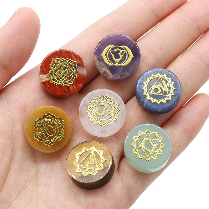 Seven Chakras Natural Crystal Amethyst Sodalite Clear Quartz Reiki Healing Rune Spirit Energy Stone 1