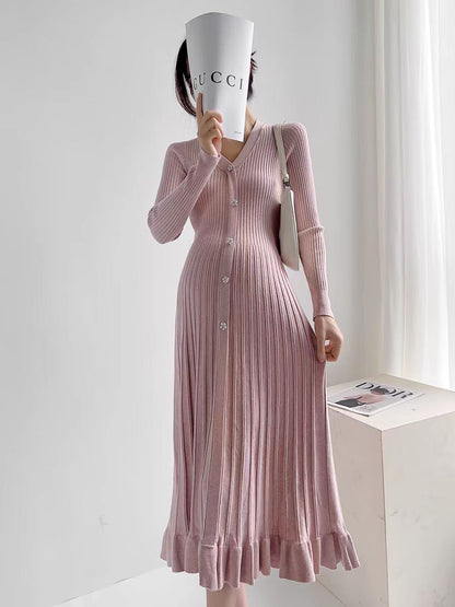 Autumn Winter Maternity Dress, V-Neck Knitted Long Dress for Pregnancy with Fishtail Pleated Hem, Single-Breasted Design
