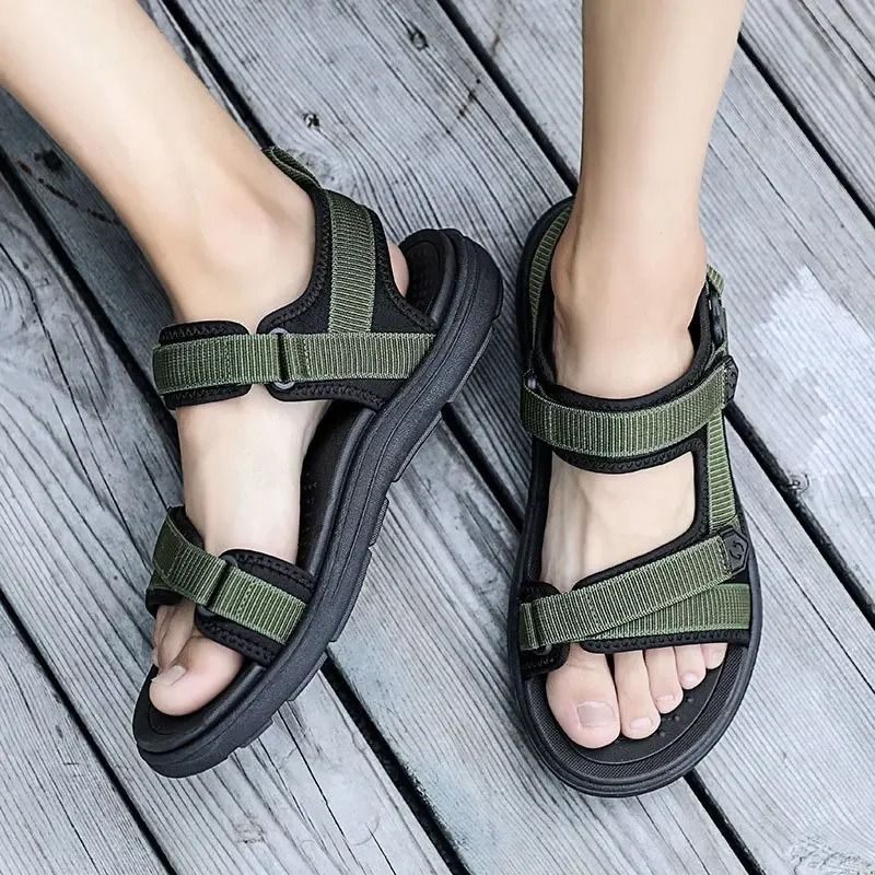 Classic Lightweight Summer Sandals For Men Outdoor Casual Beach Shoes 3