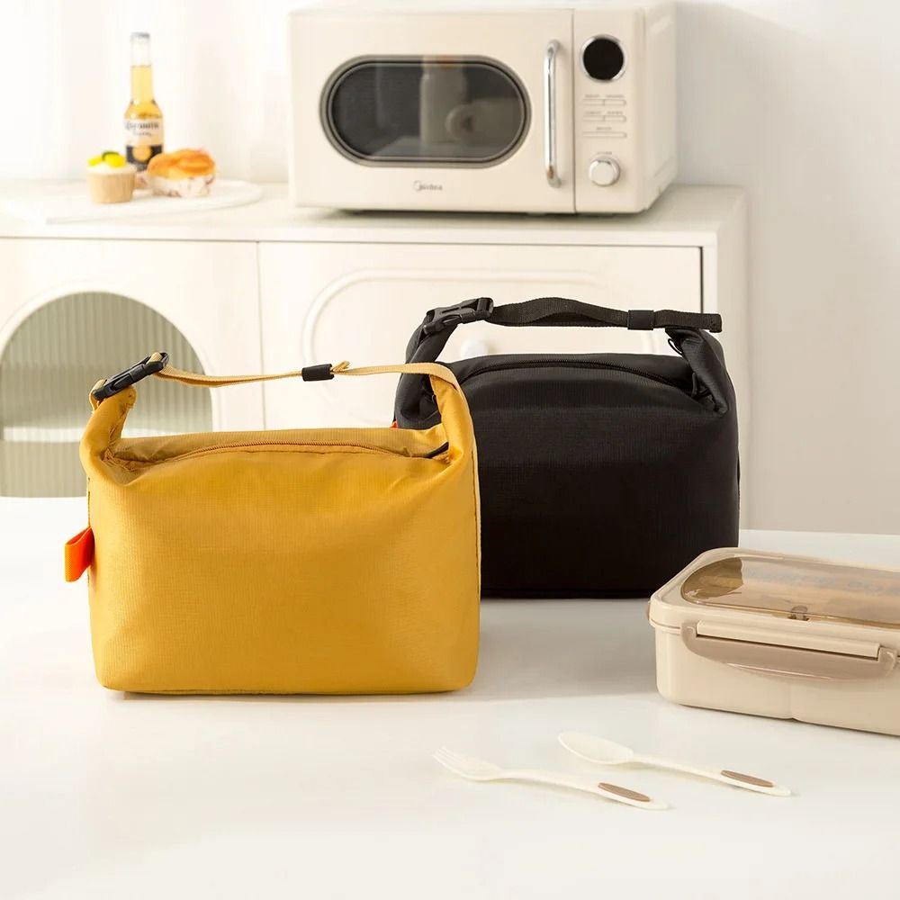Portable Insulated Lunch Bag With Aluminum Foil Lining For Fresh And Convenient Meal Storage 1