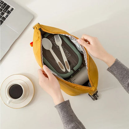 Portable Insulated Lunch Bag With Aluminum Foil Lining For Fresh And Convenient Meal Storage 4