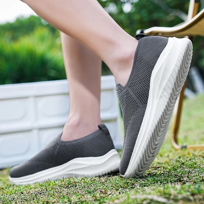 Mens Vulcanized Mesh Breathable Lightweight Walking Casual Sneakers 1