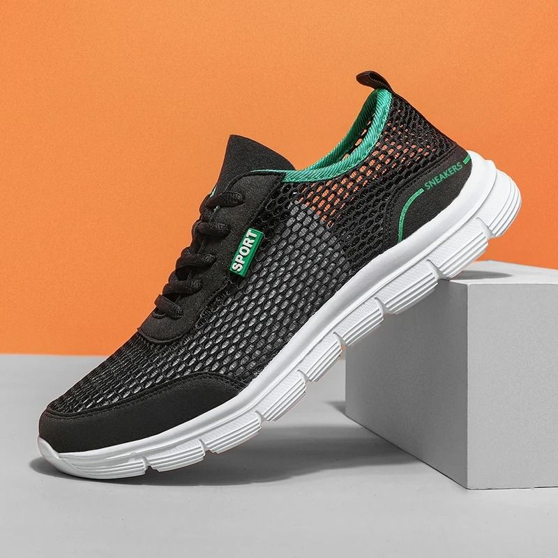 Breathable Lightweight Aqua Beach Shoes For Men 4