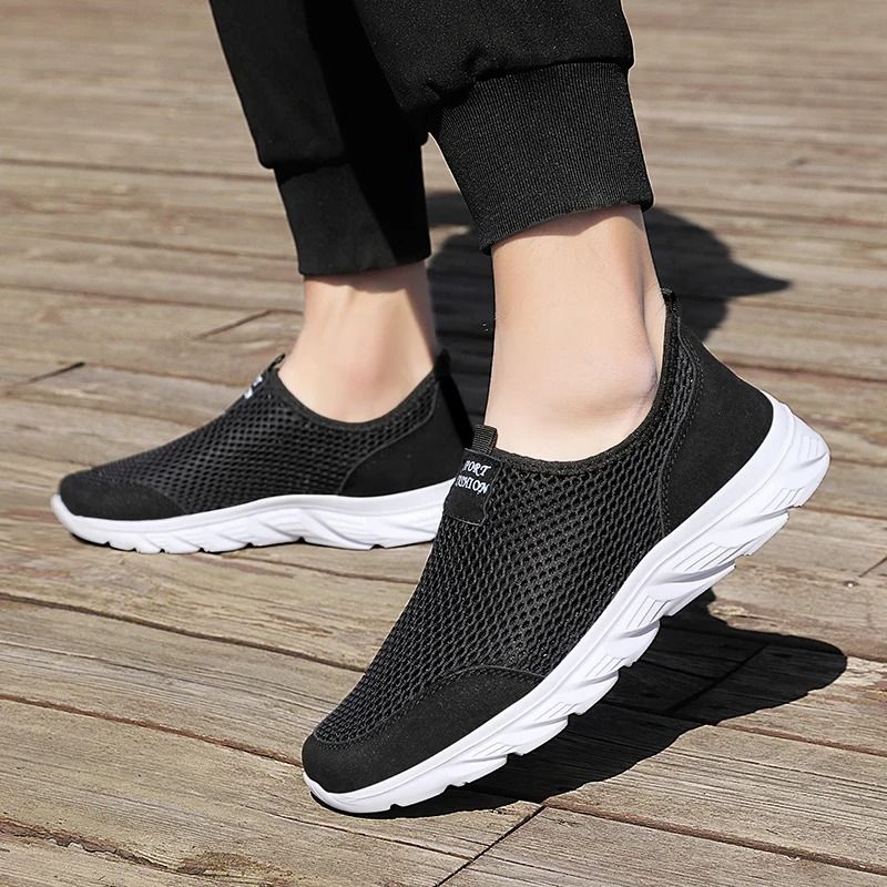 Lightweight Breathable Running Shoes For Men 5