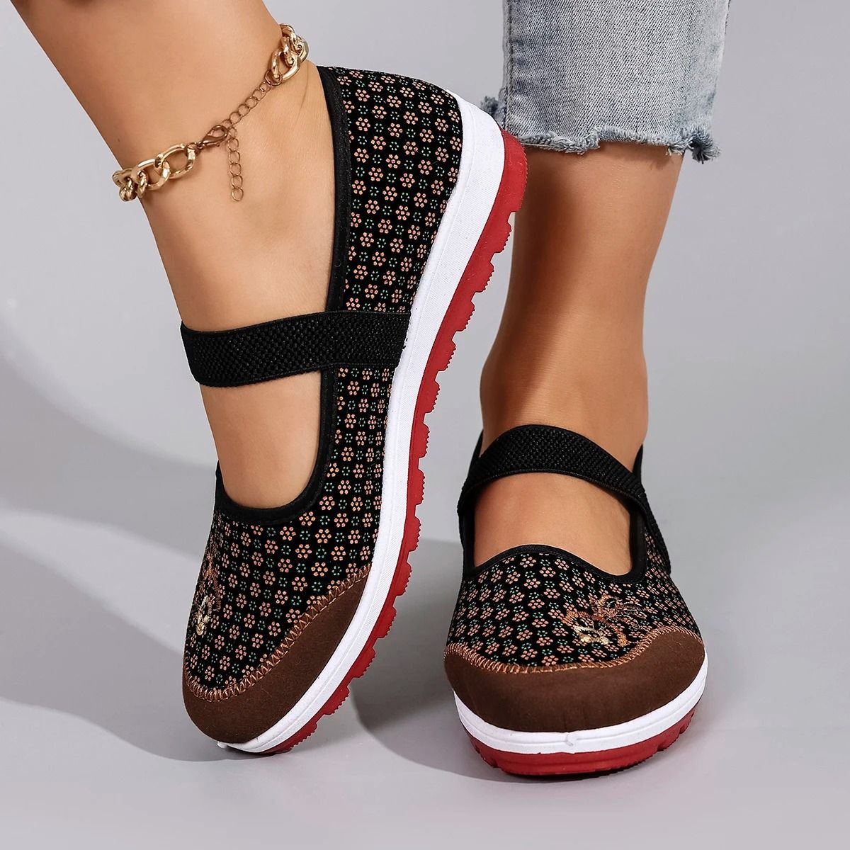 Womens Comfortable Casual SlipOn Shoes With Soft Soles 2
