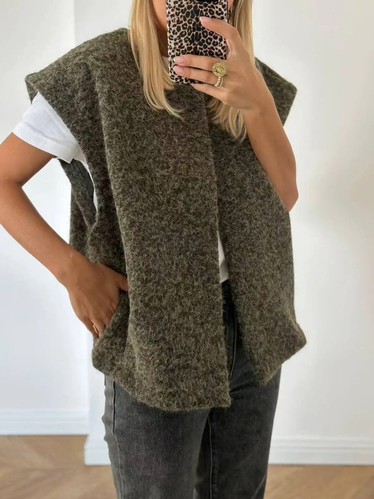 Elegant Women's Wool Vest, Korean Dongdaemun Double Sided Design, Hand Sewn V Neck Vest, Fashionable Outerwear Jacket