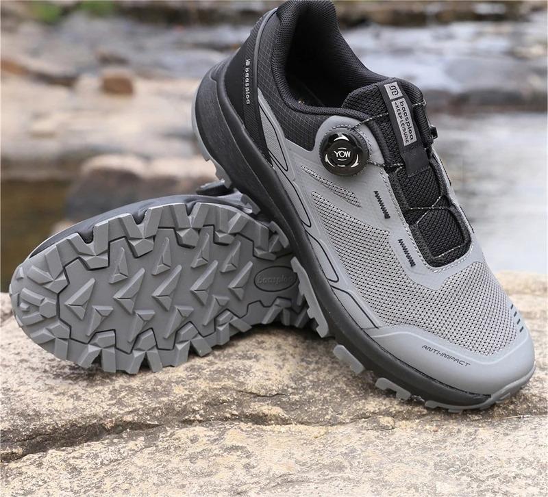 Breathable Mesh Hiking Shoes For Men 3