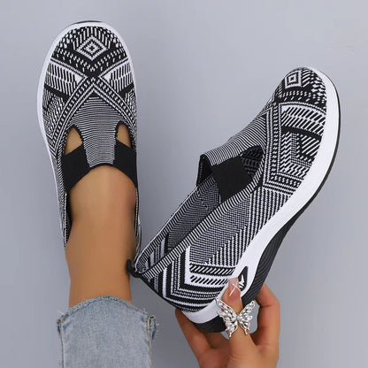 Womens Casual Sports Shoes  Lightweight Breathable SoftSoled Flats For Everyday Comfort 1