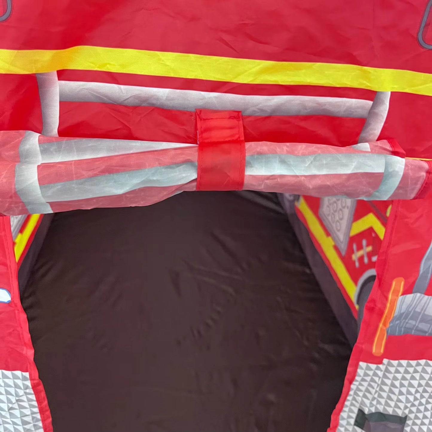 Childrens Fire Truck Play Tent  Indoor And Outdoor Kids Car Tent House With Sunroof 3