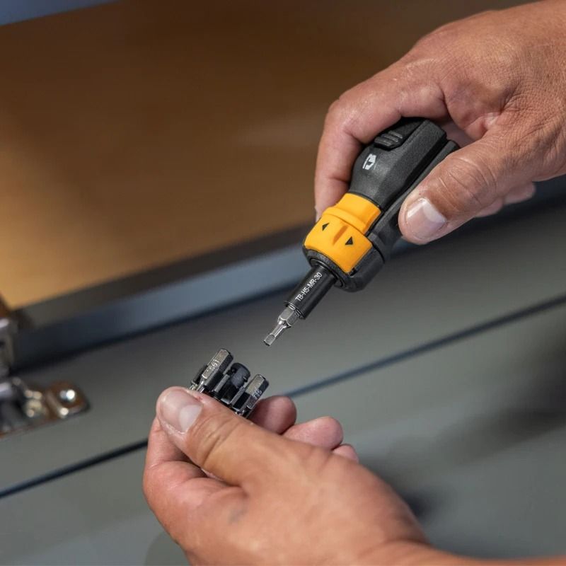 Heavy Duty Multi Bit Ratcheting Screwdriver Set 9 Piece 5