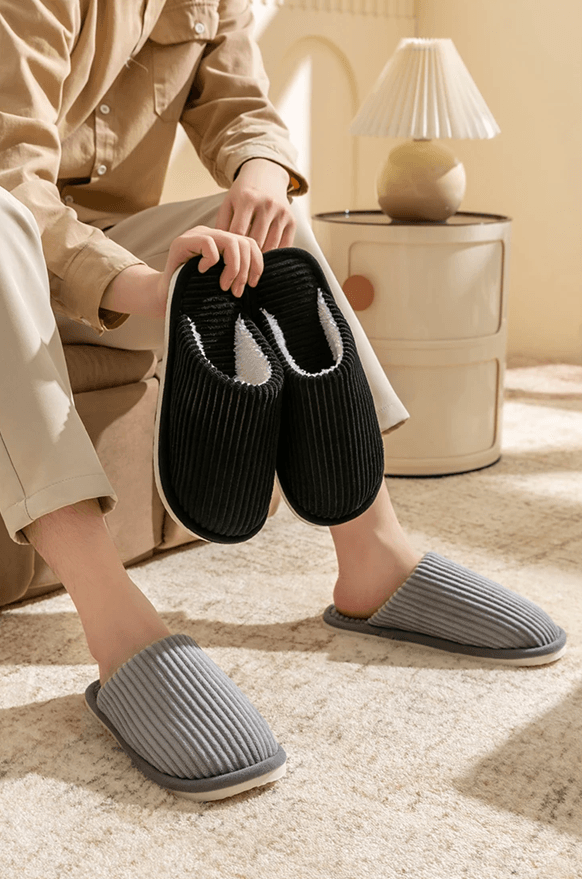 Mens Winter Plush Slippers Non Slip Indoor Comfort Shoes