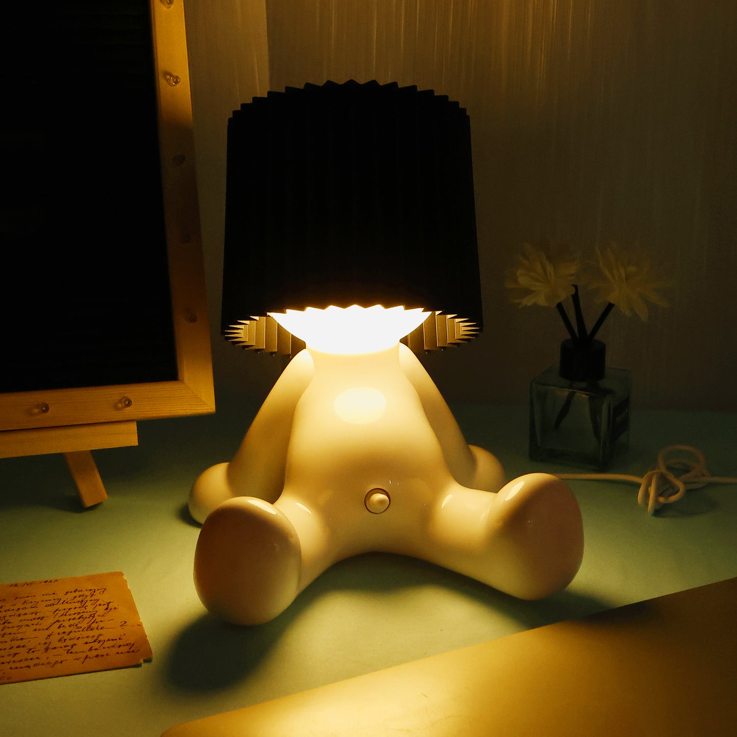 Creative Shy Boy Table Lamp,Naughty Boy Night Light for Bedside, Desk Decor, Children's Room with Soft Warm Light