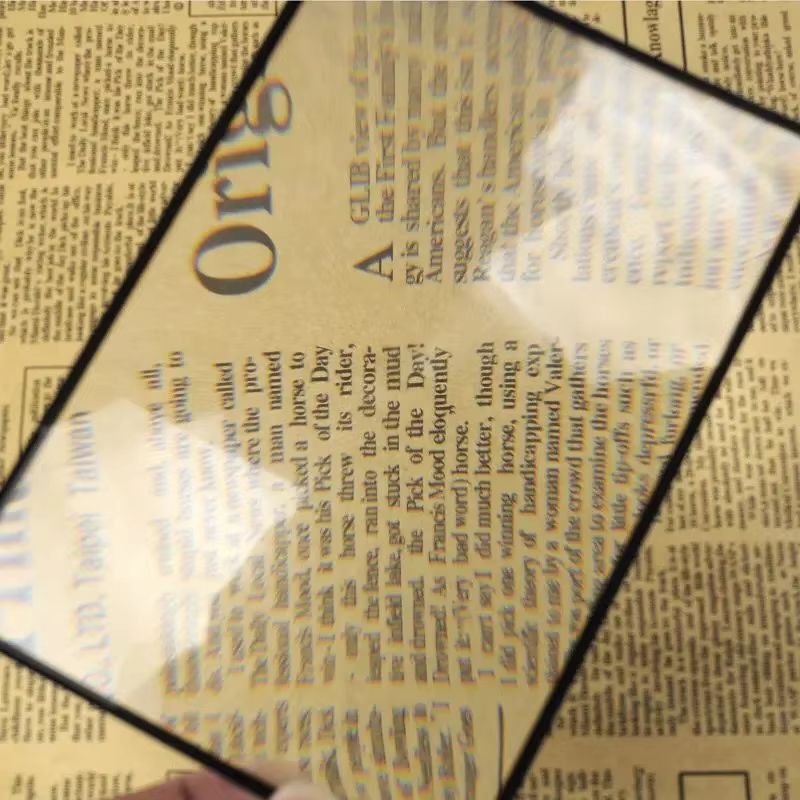 Full Page Magnifying Glass Sheet  Large Reading Aid Lens For Books Newspapers And Documents 1