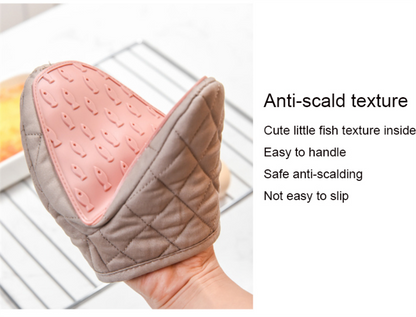 Fish Shaped Silicone Anti Scald Oven Gloves, Heat Resistant Kitchen Gloves & Tray Dish Holder, Multi Purpose Pot Holder