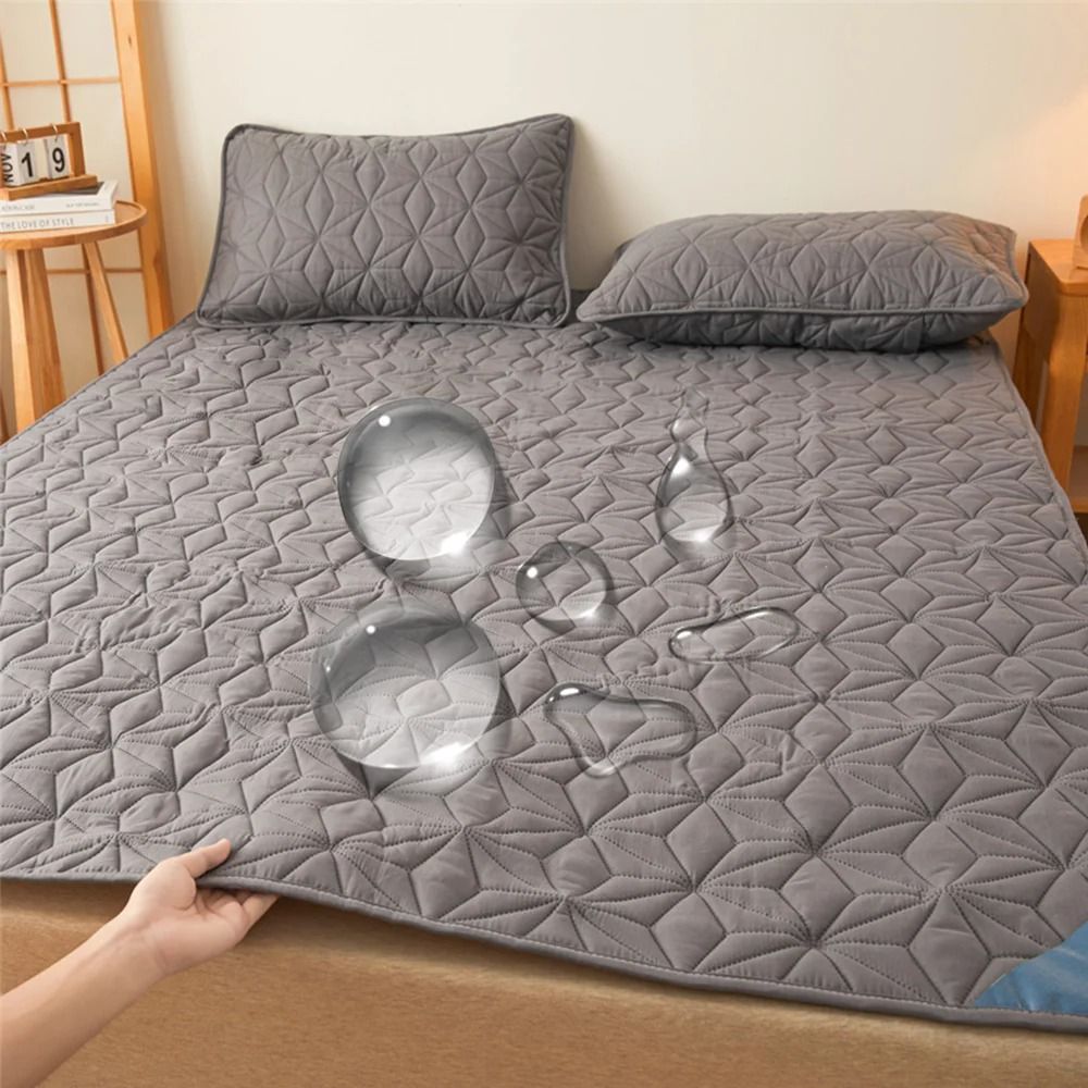 Waterproof Quilted Mattress Topper with Elastic Band Bed Protector Pad